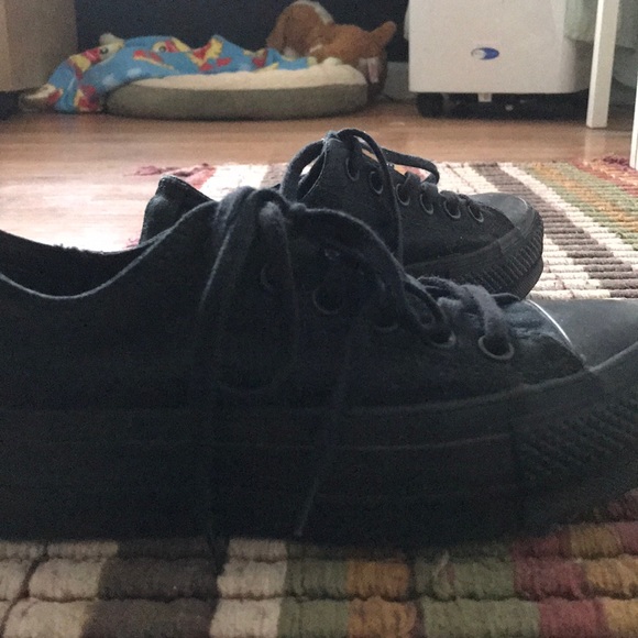 *SOLD*Platform converse 🖤 - Picture 2 of 4